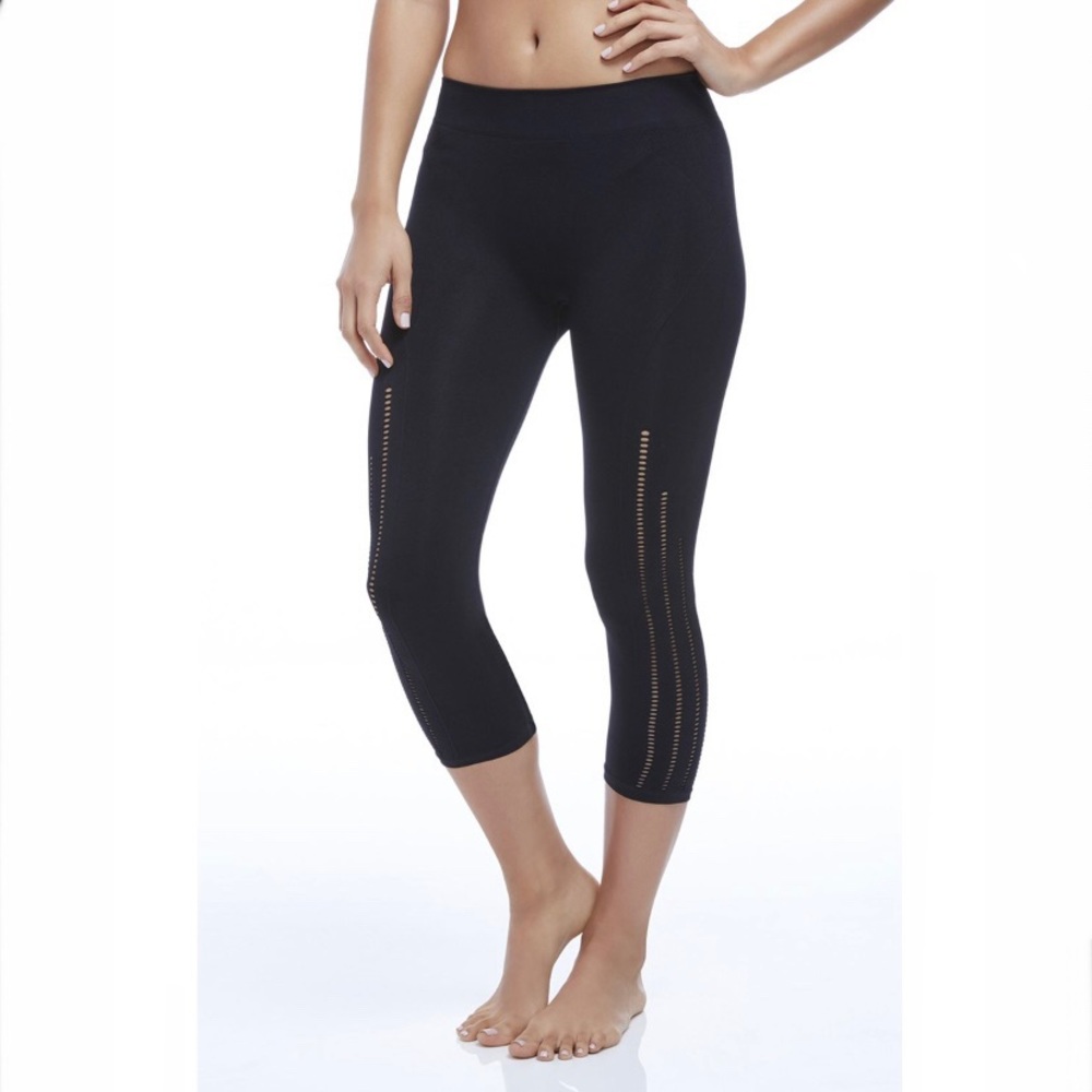 Fabletics Seamless Solid Capri Black Leggings - image 1